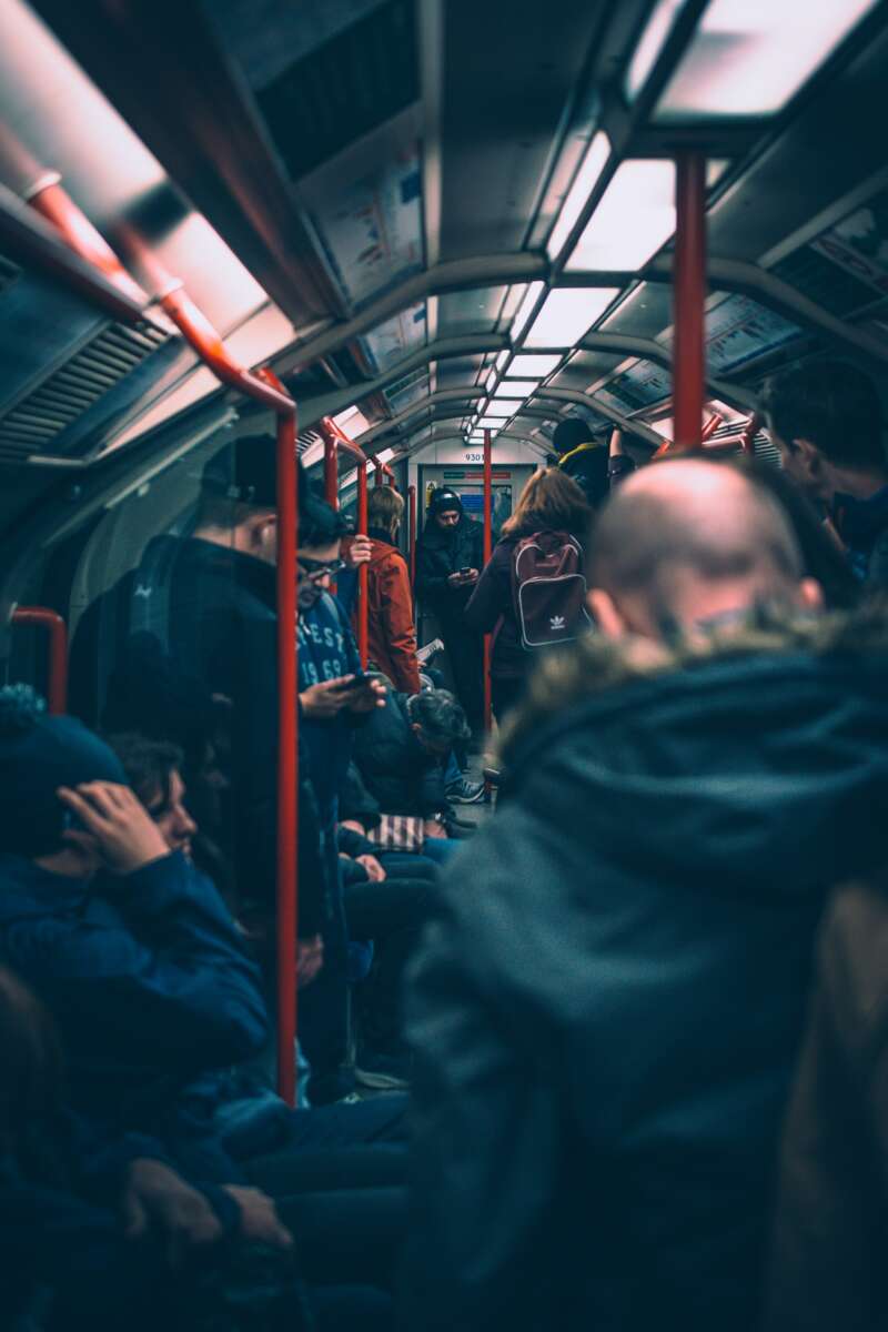alexandre-debieve-r1jrRiaK29g-unsplash